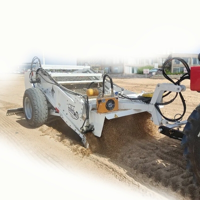 Maximale rijsnelheid 15 km/u Ride-On Beach Cleaning Machine met Skid Steer Loaders